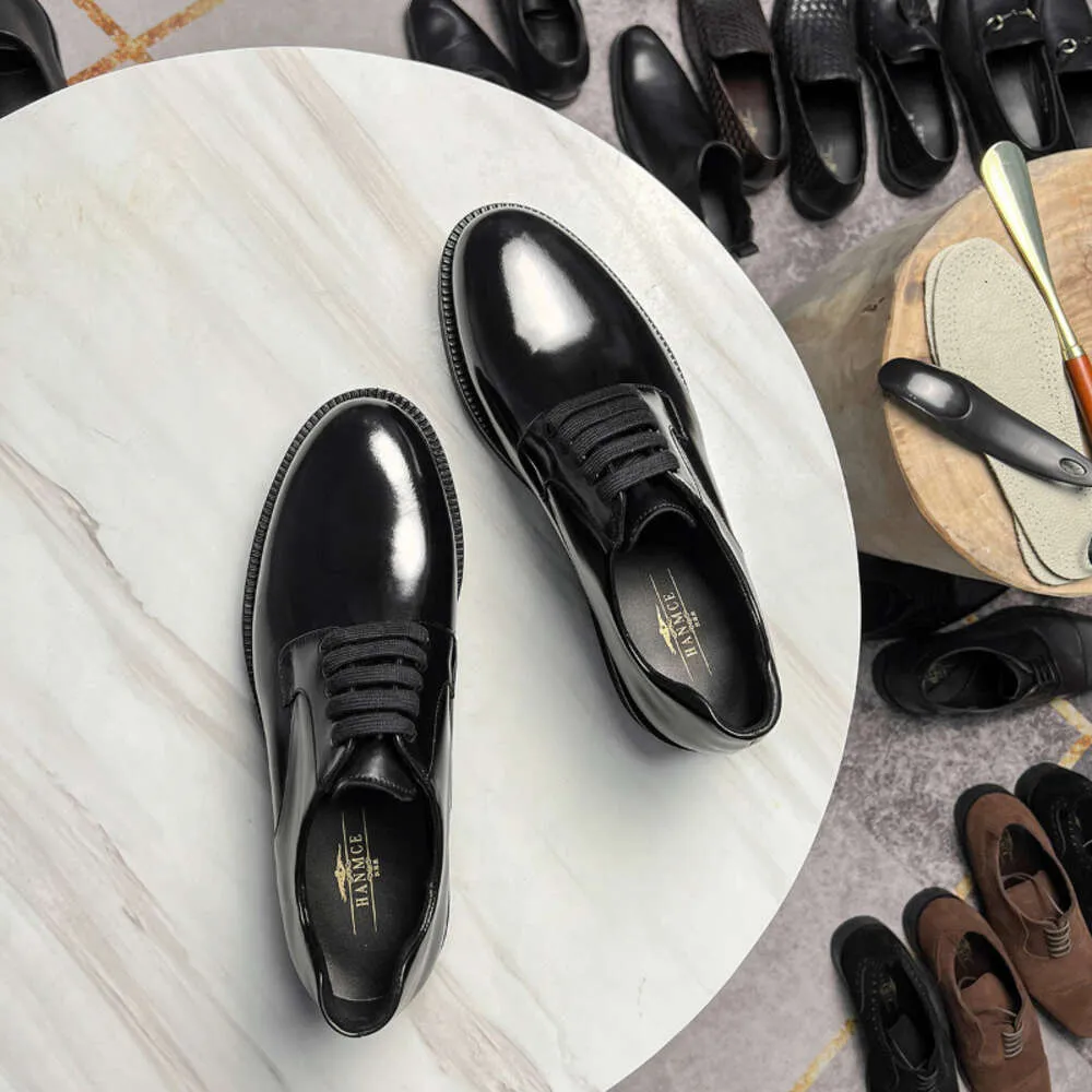 Plattform Herren Derby Echte 2023 Neue Stil Mode Qualität Patent Leder Casual Schwarz Business Arbeit Schuhe