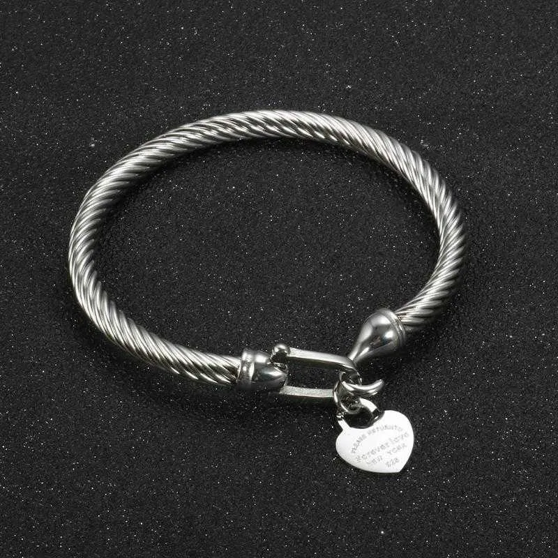 Tiffanylris Chain Designer Populartitanium Steel Cable Wire Gold Color Charm Bangle Armband med krokstängning för kvinnor män bröllop smycken gåvor nfbh