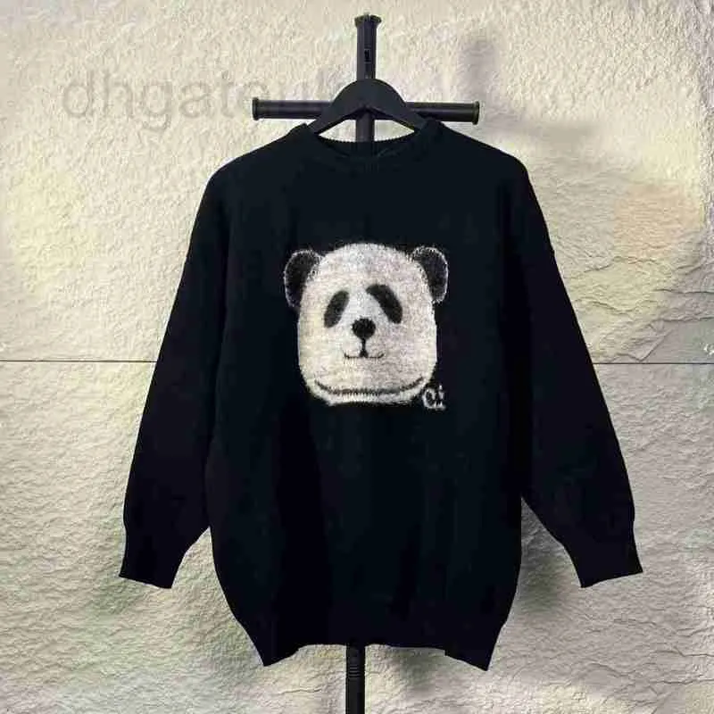 Kvinnors tröjor Designer Brand C Wang Jiaer's Wool Blend Panda Sticked tröja med lös passform, herrar och trendiga varumärken långa ärmar L892