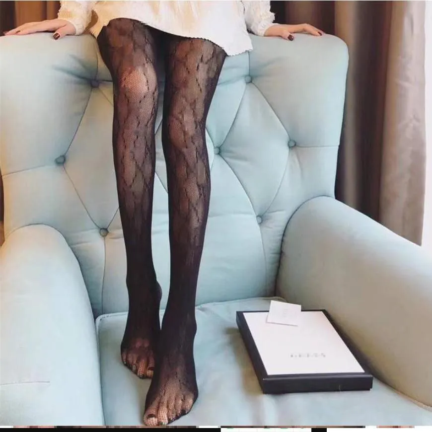 Sexiga långa strumpor tights kvinnor mode svartvitt tunt spetsnätstrumpbyxor mjuk andningsbar ihålig bokstav tät trosslang hög kvalitet