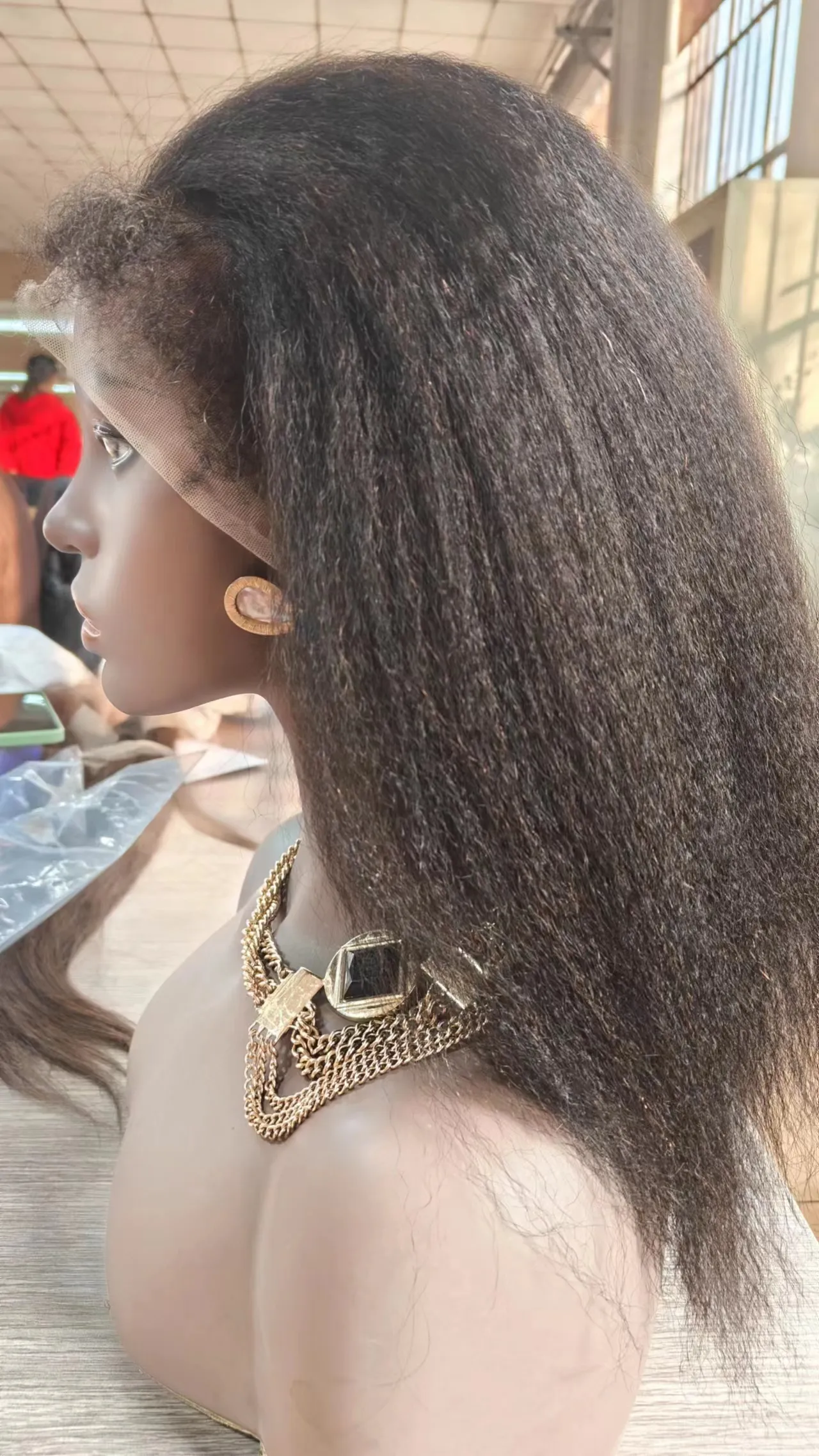 Yaki Kinky Edges Brazilian Human Hair Wig 360フルナチュラルHDレースフロントウィッグキンキーストレートレースフロントウィッグは、黒人女性のために150％密度を撤回しました