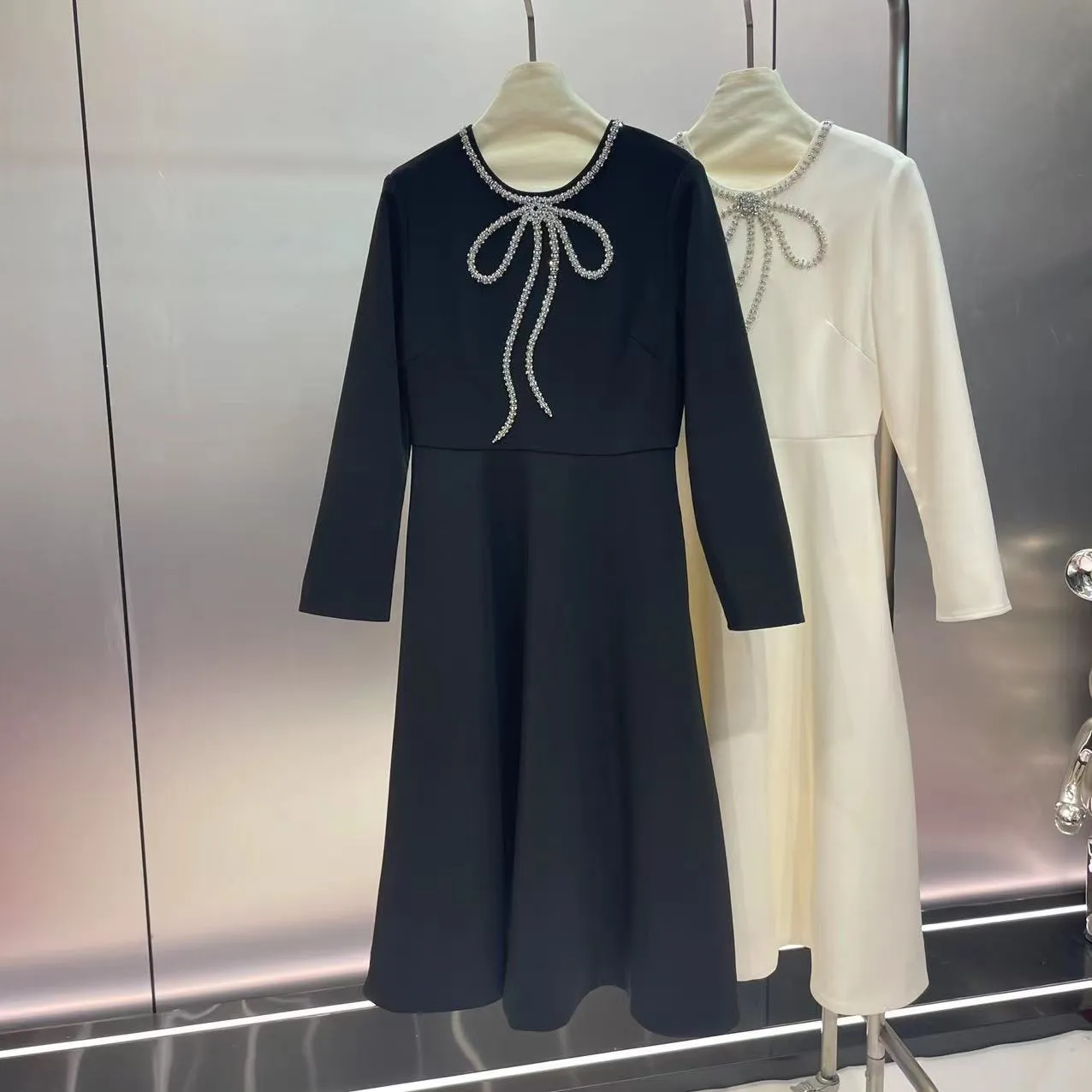 10061 l 2024 vestido de pista primavera verão vestido tripulação pescoço manga longa marca mesmo estilo vestido feminino moda alta qualidade shili