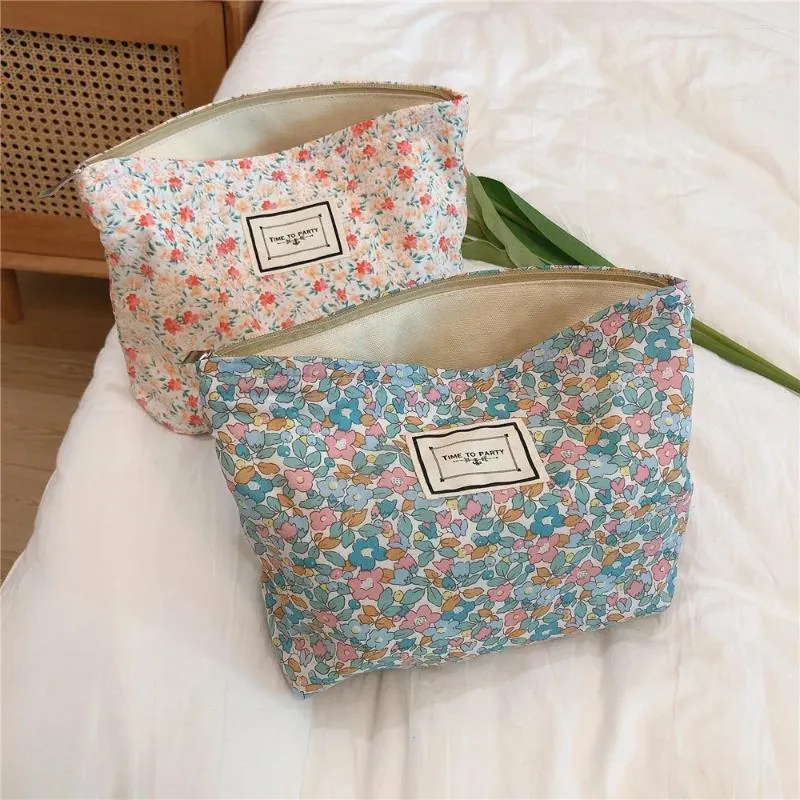 Cosmetic Bags Floral Makeup Bag For Women Large Cotton Fabric Travel Toilet Beauty Case Necesserie Storage Organizer Pouch Clutch