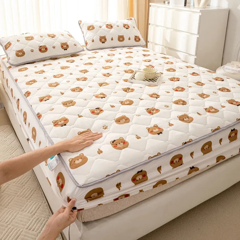Drap-housse imperméable, couverture de matelas de dessin animé, protecteur de coussin de lit épais pour la maison, chambre à coucher, linge respectueux de la peau, 240116