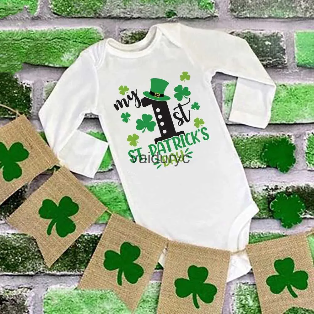 Rompers My 1st St. Patrick's Day Print Bodysuits Boys Girls Clothing Newbron First St. Patrick's Day Outfit Gift Romper Infant Bodysuit H240508