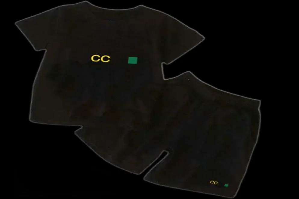 En stock Logotipo de lujo Diseñador Niño Camiseta Pantalones 210 años Conjunto Marca Niños 2 piezas Ropa de algodón Niños Moda Apparel1847845