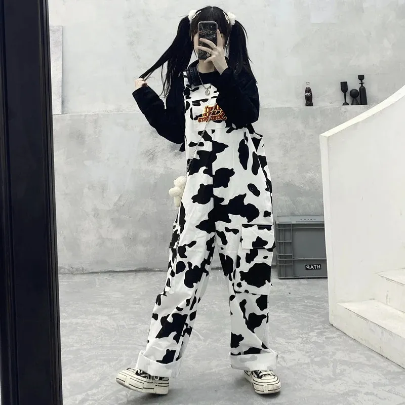 Rua hip-hop harajuku menina vaca impressão oneies para mulheres preto branco xadrez macacão casual calças calças largas 240115