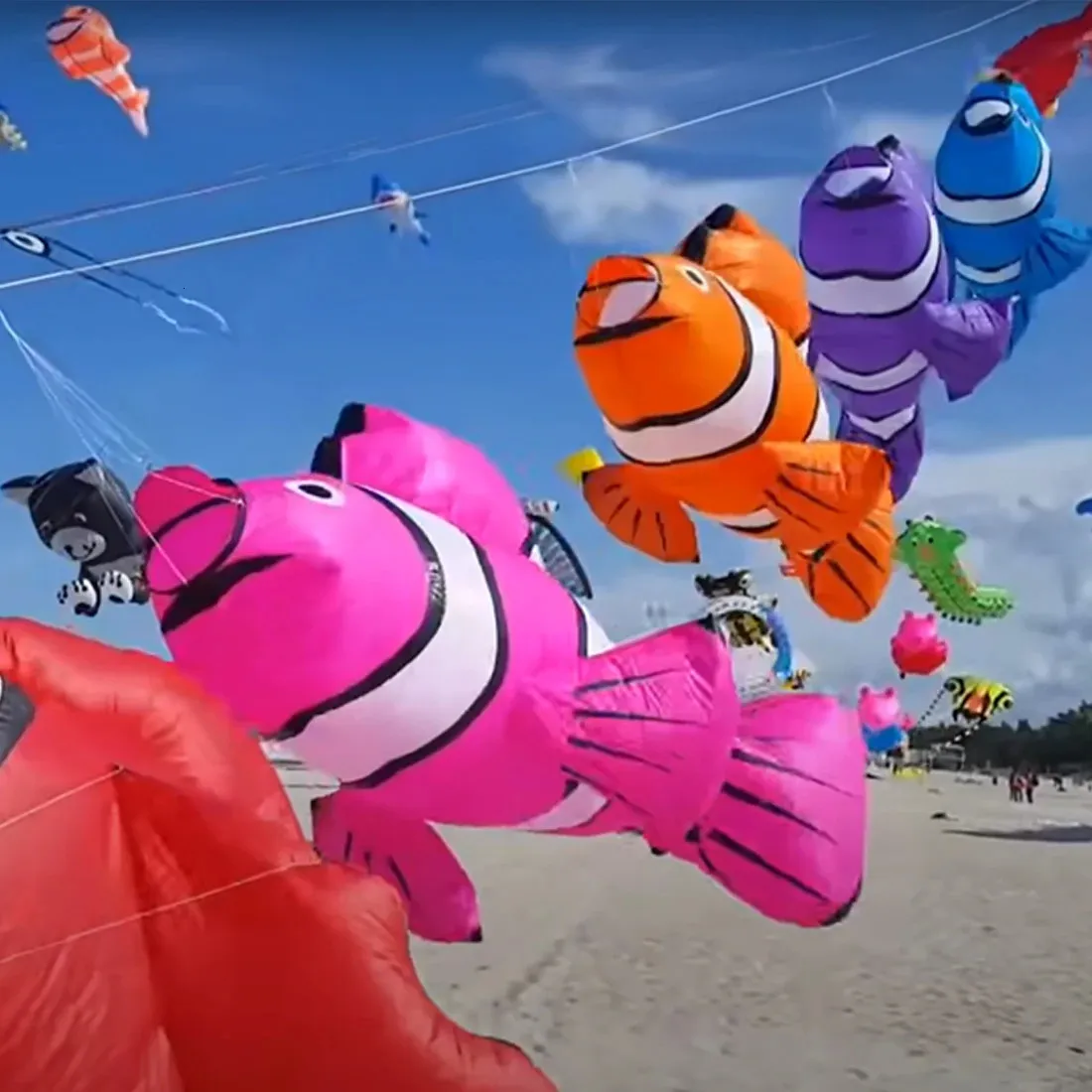 3D 2.45M Seven-color Nimo Clownfish Pendurado Kite Outdoor Power Kite Guarda-chuva Pano À Prova D 'Água e Rasgo Resistente Brinquedos Infláveis 240116