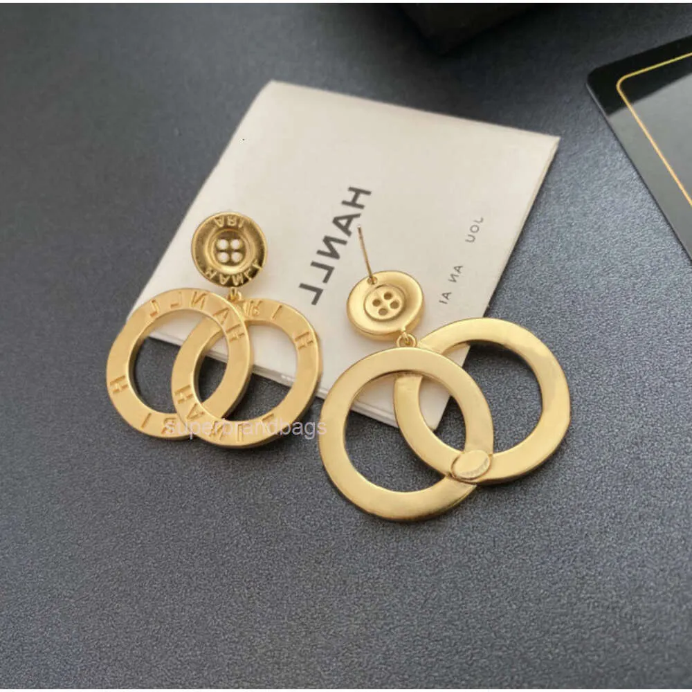 Fashion Channel jewelry new style C family personalized high-end gold small fragrant scenery body texture geometric dumb gold women's Earrings