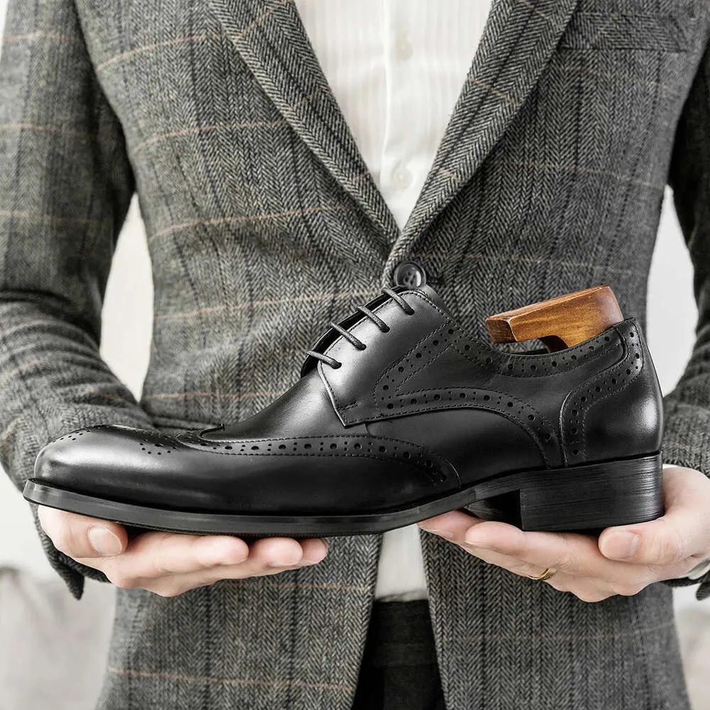 Italian Mens Brogues Genuine Leather Designer Handmade Fashion New Elegant Man Dress Wedding Business Social Shoes