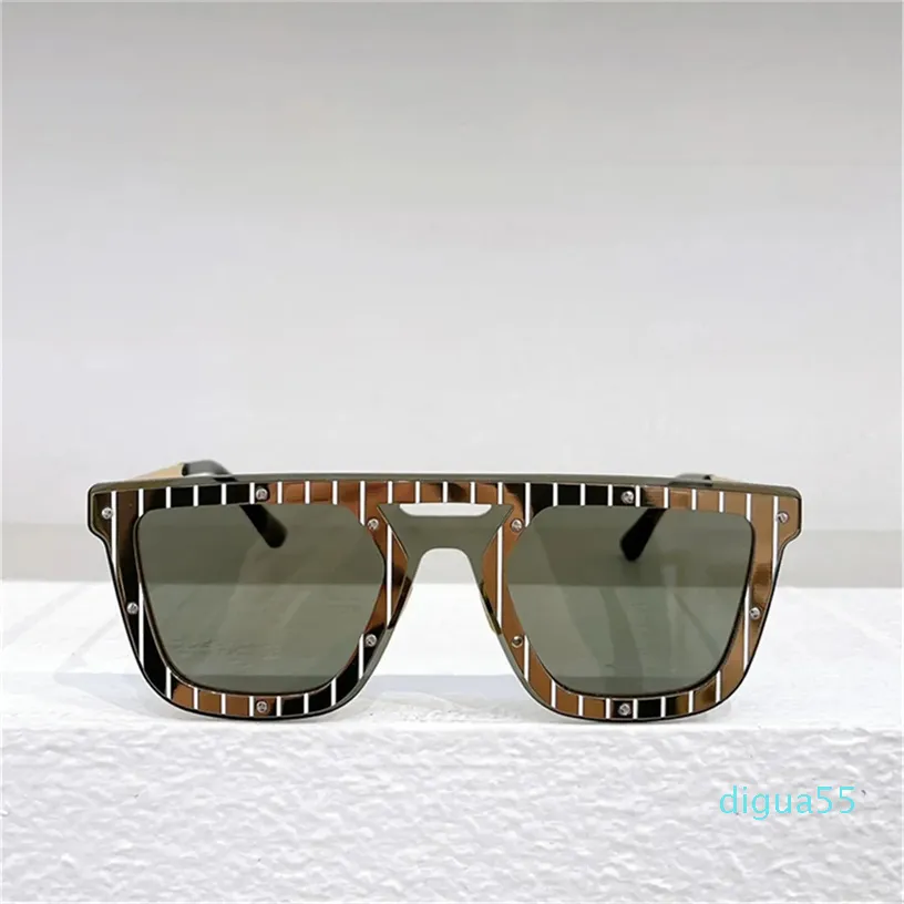 Solglasögon för män Kvinnor Summer Classic Designer Stylish Outdoor Driving Style Anti-ultraviolet Retro Plate Metal