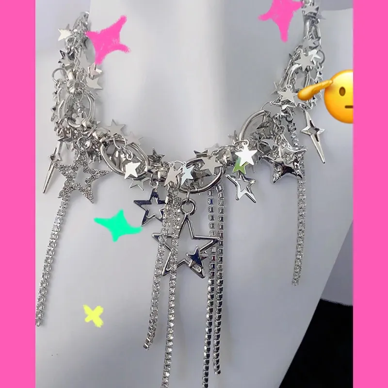 Y2K Tillbehör Glänsande stjärnhalsband Korean Fashion Chain Crystal Choker Punk Charm Cross Pendant Necklace For Women Punk Jewelry 240115