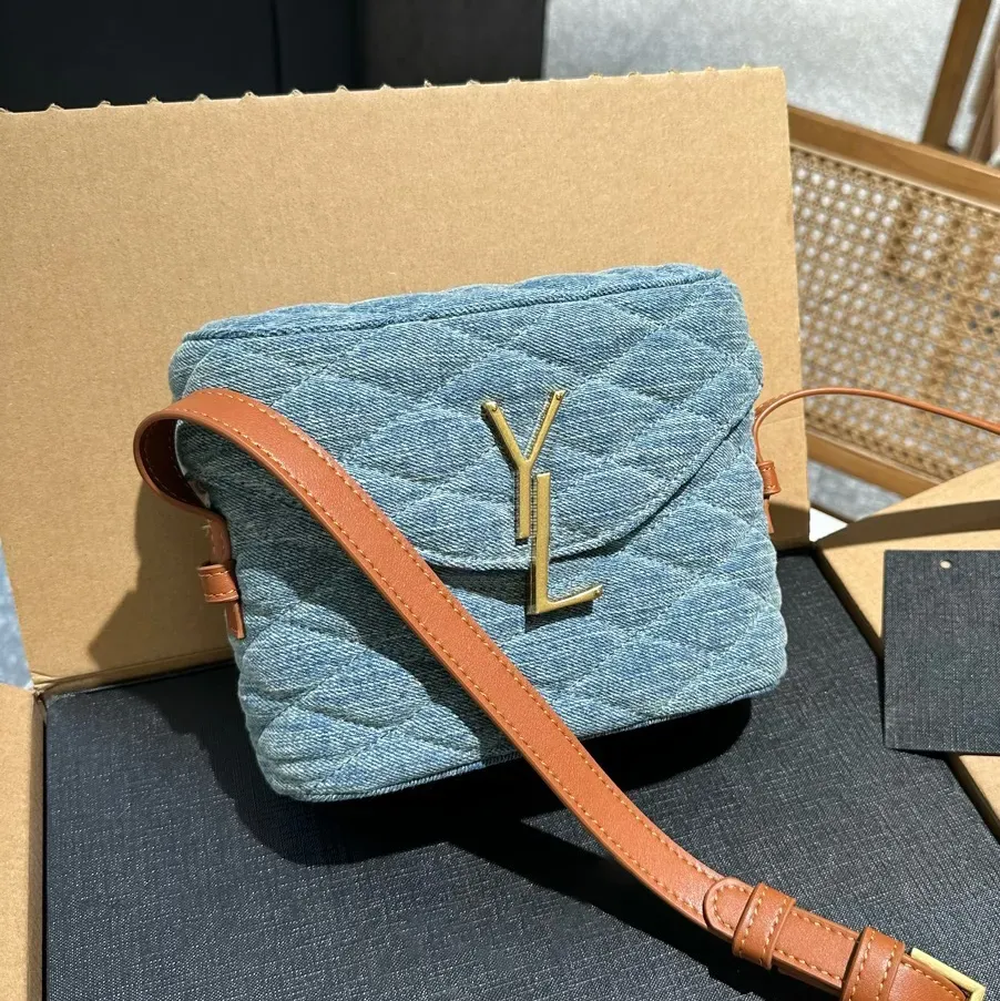 Luxe Femmes Mens June Box Sacs cosmétiques Cross Body Embrayage Sacs à bandoulière en cuir véritable Totes Sac à main Denim Wash Designer Sac