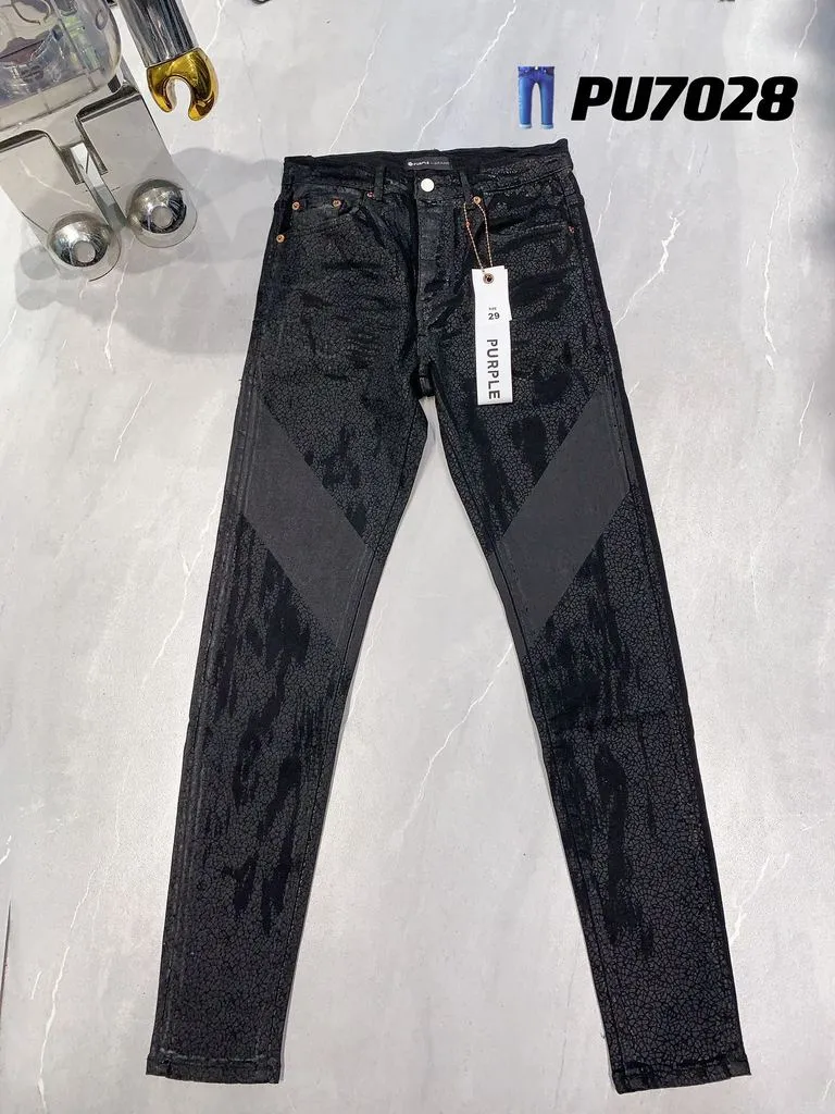 Heren jeans Paarse jeans Designer denim borduurbroek Mode gaten broek Amerikaanse maat 28-40 Hip Hop Distressed Ritsbroek rock revival echte mannen jeans9WTX