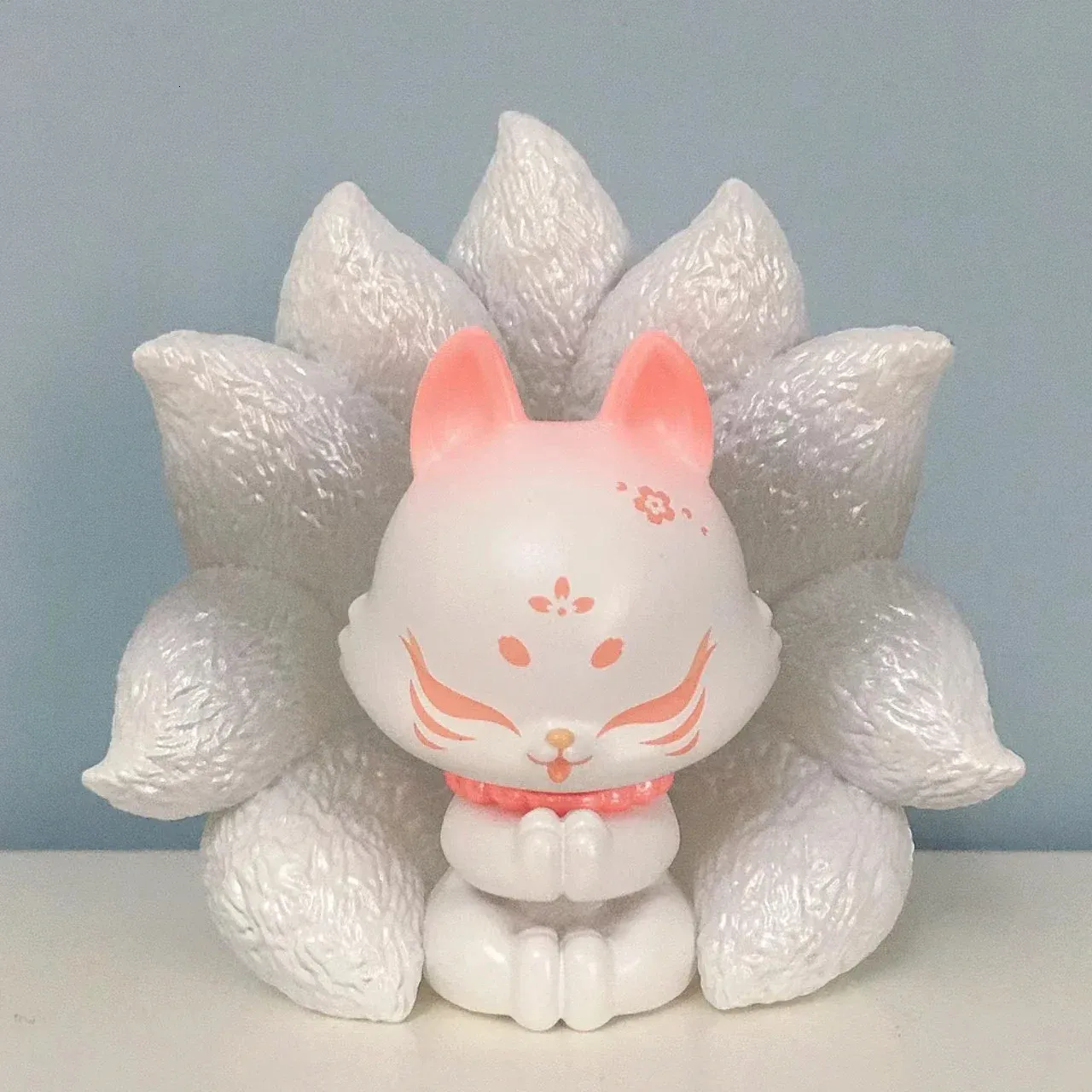 White Ancient Nine Fox Fairy Foxes Action Fig.