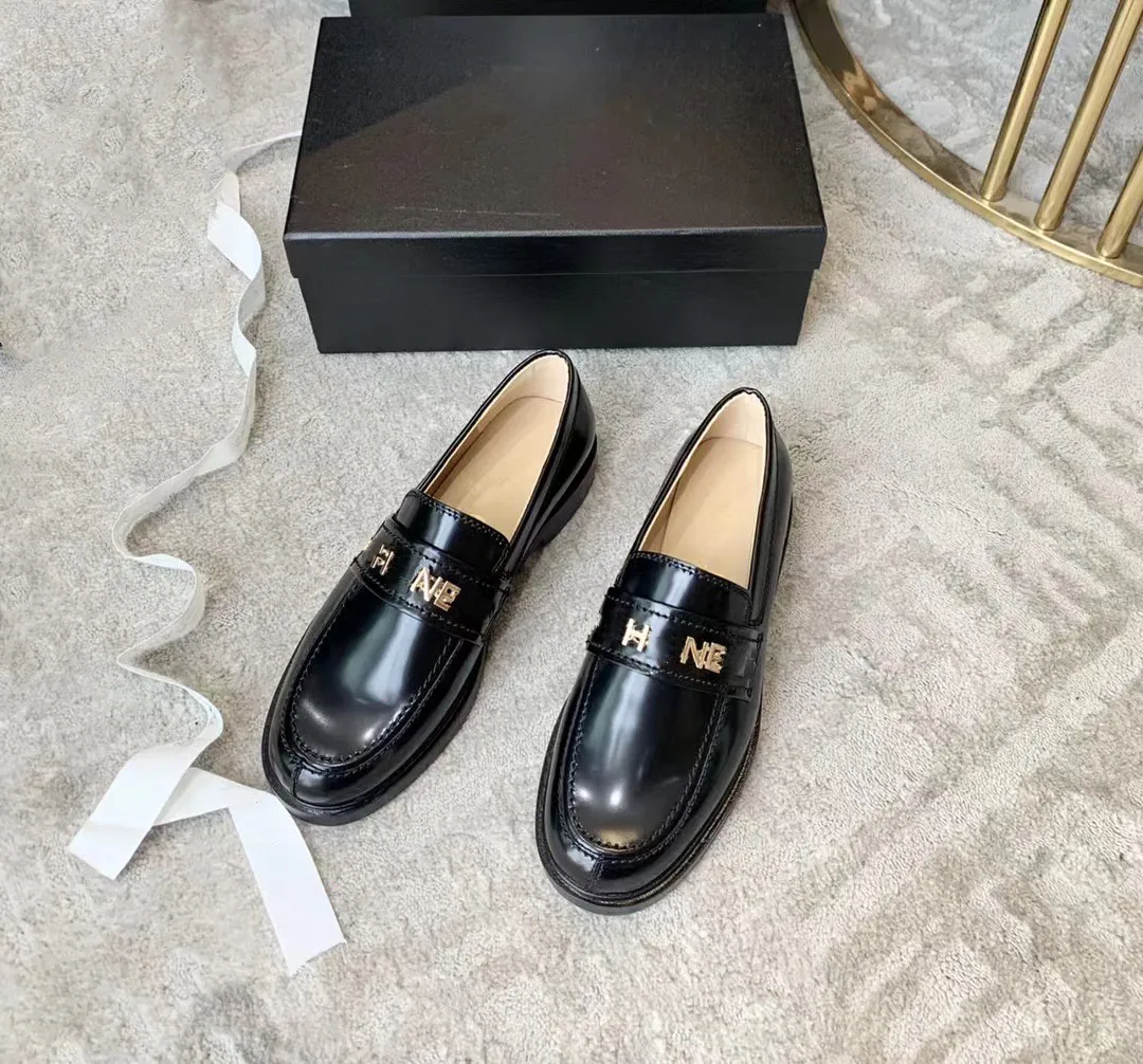 Wholesale Designer Dress Loafers Womens Real Leather Flat Shoes Wedding  Party Ballerina Flats, Black Formal Loafers With Dust Bag & Box At Only  $132.87 | DHgate.Com