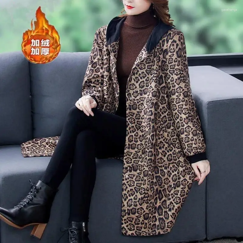 Casacos de Trench das Mulheres 2024 Impresso Leopardo Com Capuz Midi Outono e Inverno Moda Bold Engrossado Manga Longa Solta Patchwork Botão Cardigan