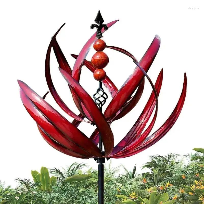 Decorazioni da giardino Girandole a vento Scultura cinetica alimentata in 3D Girevole a 360 gradi in metallo Resistente ai raggi UV Pali di loto Cortile solare