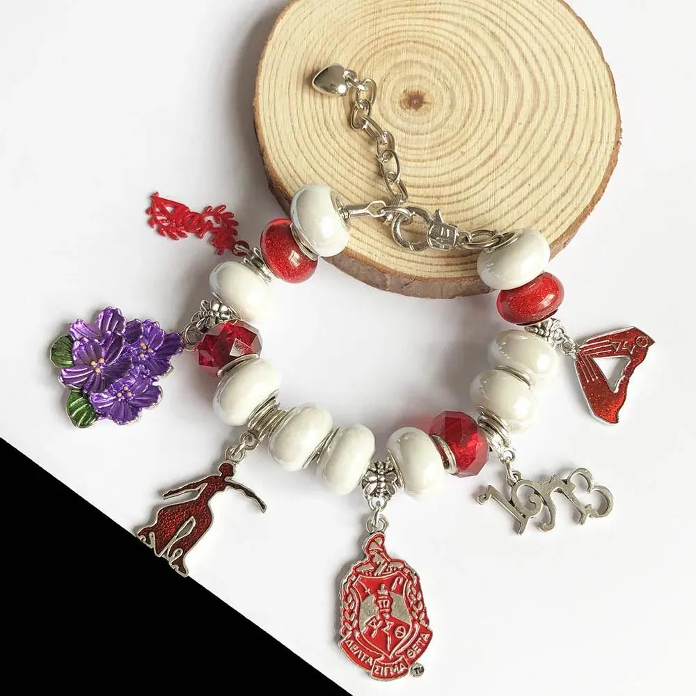 Bracelets faits à la main grecs sororité rouge blanc rouge trou des perles européennes 1913 fleuris fille bracelet bracelet bracelet femme bijoux