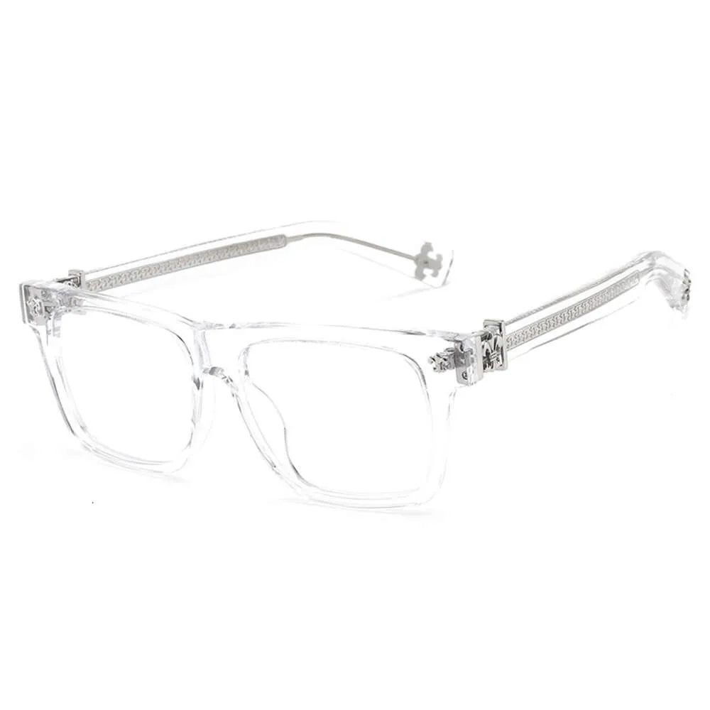 2024 Luxury Designer CH Solglasögon för kvinnor Chromes Glassar Ramar Mens Mens Stor unisex Fashion Pure Black Full Plain Heart Eyeglass Frame Ladies Eyewear Aiae