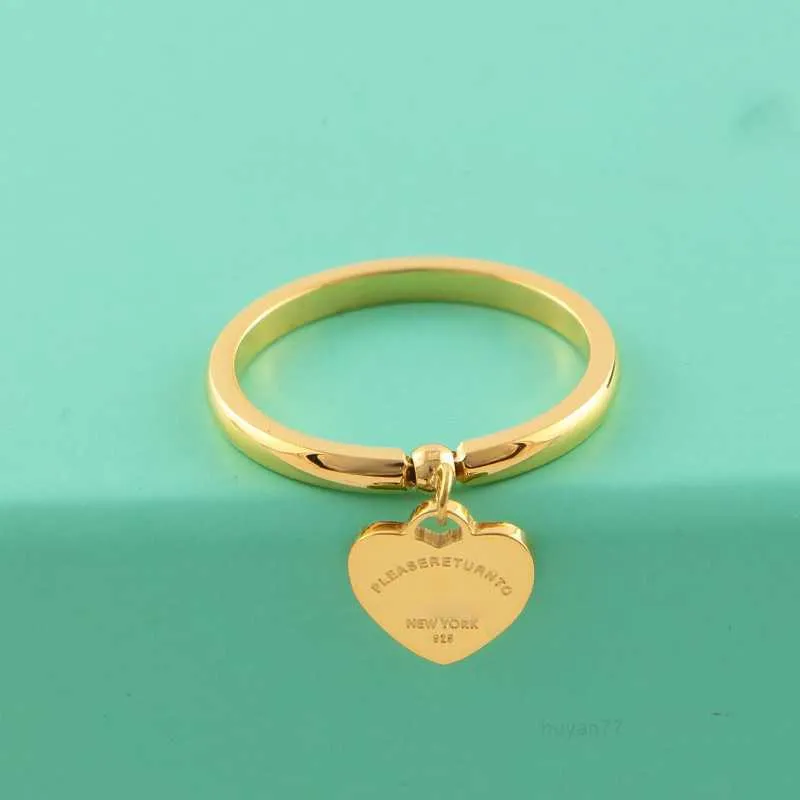 Anéis de banda T Chapeamento 18k Moda Ouro Clássico Anel de Diamante Anéis de Noivado de Casamento Mulheres para Homens Mulheres Menina Natal Jóias-presente D3t3