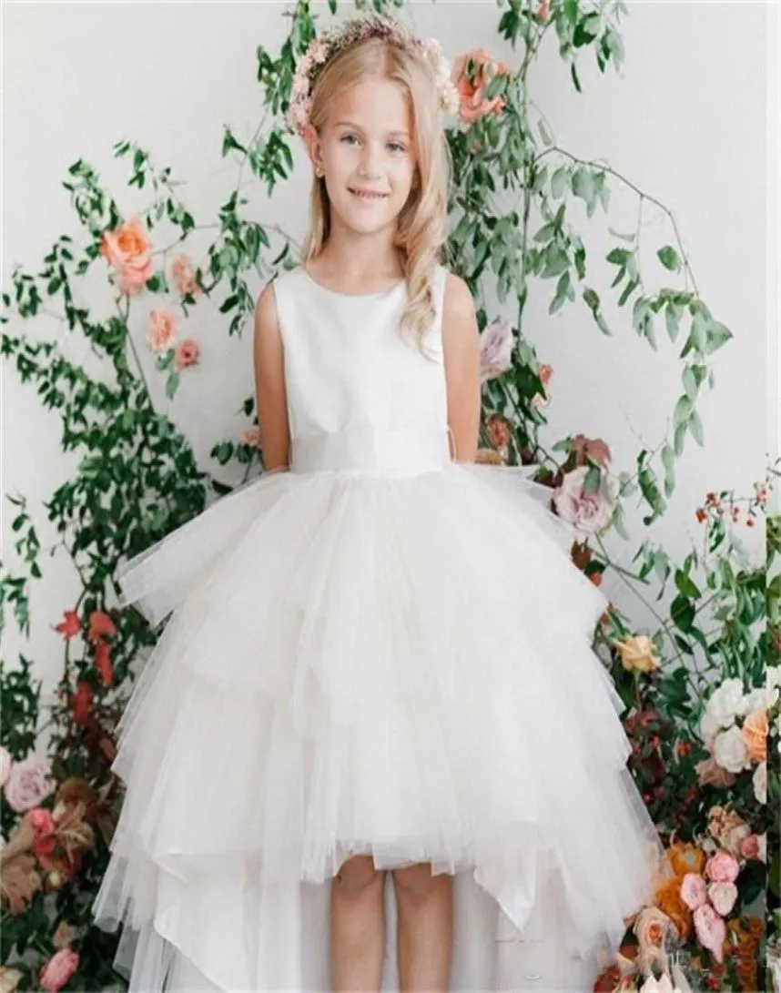 Nya ankomst Flower Girl Dresses For Wedding Lovely Little Girl Kidchild Dress Short Front Long Back Party Pageant Communion Dress9513668