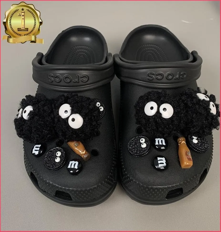 Raffreddare palla di pelo Charms Designer fai da te biscotto laccio fibbia sneaker fascino per JIBS s bambini ragazzi donne ragazze2650423