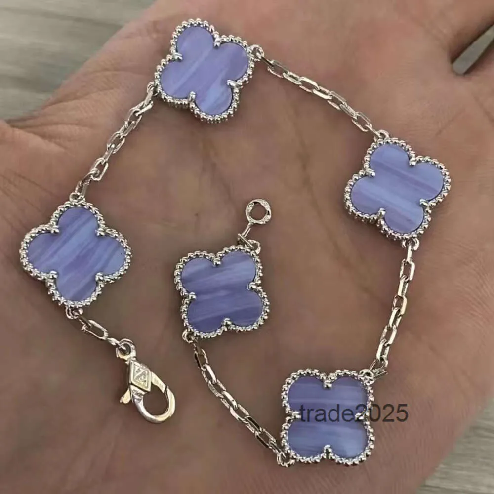 Tasarımcı Bilezik Cleef Van Four Leaf Clover Bileklik Van Dört Yaprak Yonca Bilezik S925 STERLING Gümüş Lüks Marka Tasarım Van Fourleaf Flower Highend Highend Ladies Brac