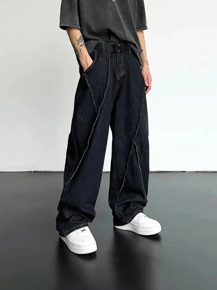 Houzhou hip hop angustiado calças de brim gastos homens rasgados retalhos denim calças masculinas oversize solto japonês streetwear 5xl 240117
