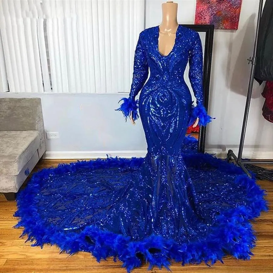 Ren långärmad sjöjungfru aftonklänningar aso ebi afrikanska svarta flickor Royal Blue Sequined Long Prom Dress 2022 med fjäder243o