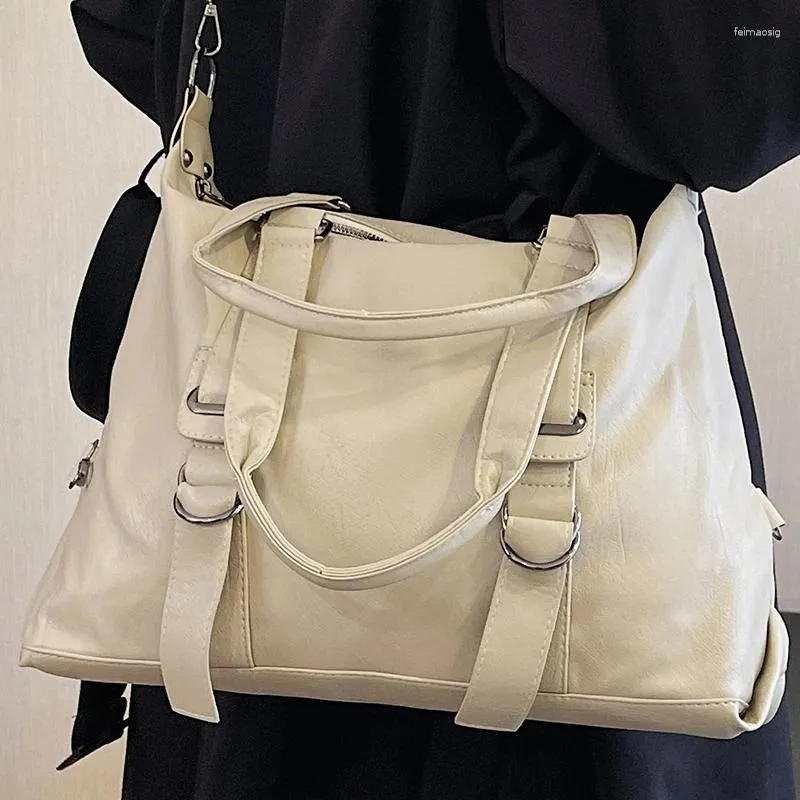 Kvällspåsar Kvinnors beige pendlare axelväska vintage stora damer skoltillbehör crossbody kvalitet pu läder kvinnlig rymlig handväska