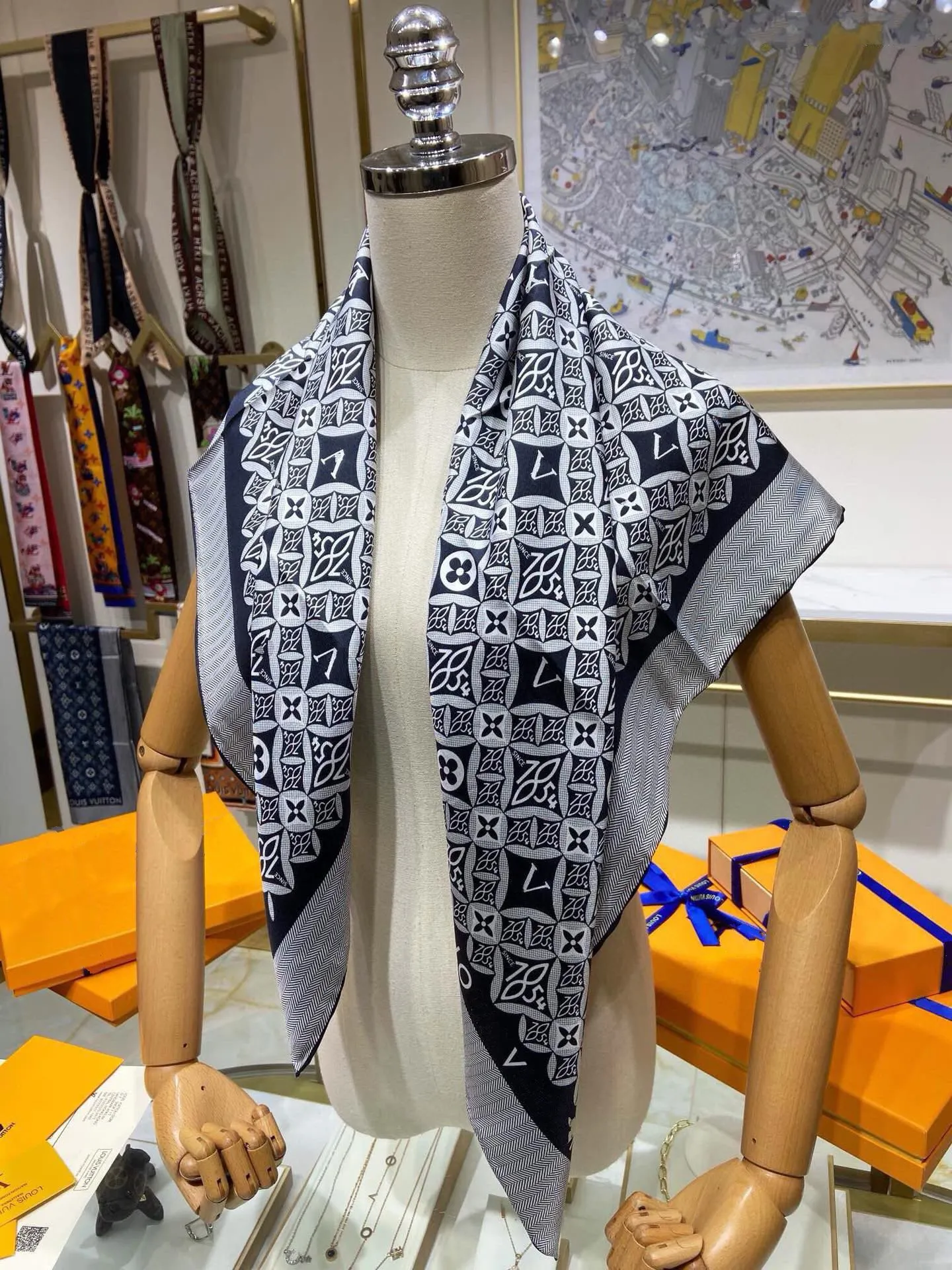 2024 new Top designers Silk Scarf Head Scarfs For Women Luxurious bandana square Bandeaus Headband for men Luxe Fashion Long Handle Bag Scarves Soft Touch 10A L