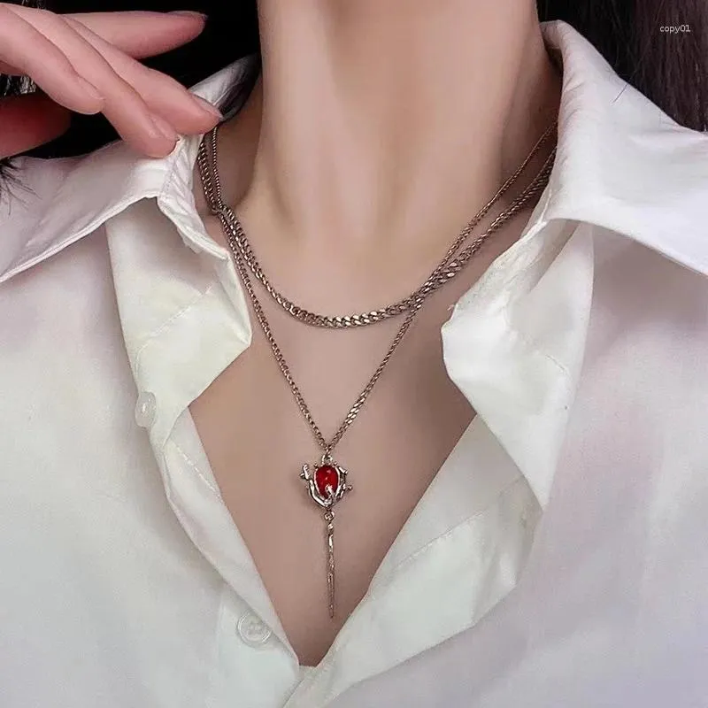 Pendant Necklaces Double Layer Red Zircon Rose Layered Flower Stone Chain Necklace Irregular Floral Aesthetic Jewelry Gift Decor