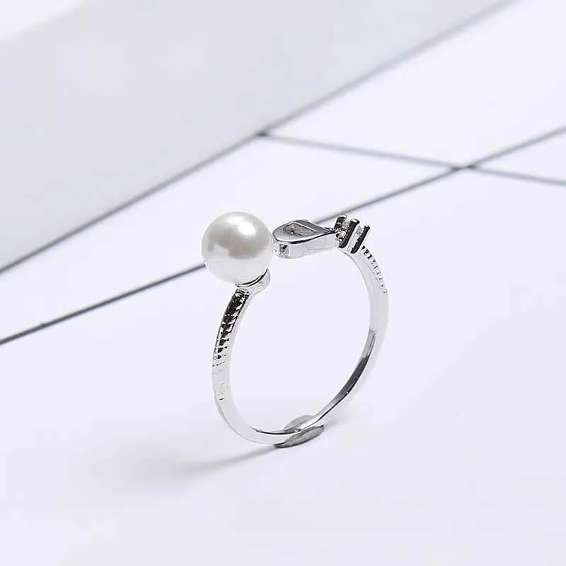 2024 S925 Silver Plated D Letter Ring High quality Pearl Ring Vintage Charms Rings for Wedding Party Retro Luxury Jewelry Costume Jewelry