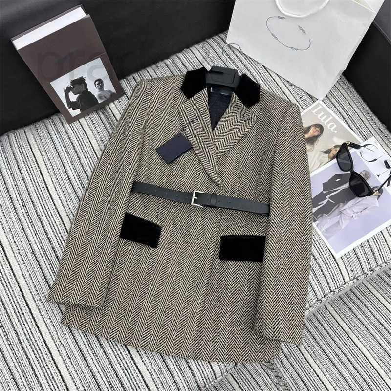 Women's Suits & Blazers Designer 24 early spring new splicing black velvet lapel herringbone pattern suit jacket 8ISI