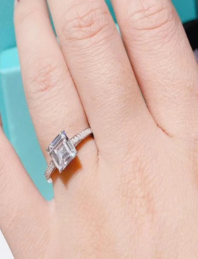 2022 anéis de designer para mulheres 925 prata esterlina garra anéis de diamante casar anéis de amor conjuntos de casamento de noivado jóias presente de luxo 4305912