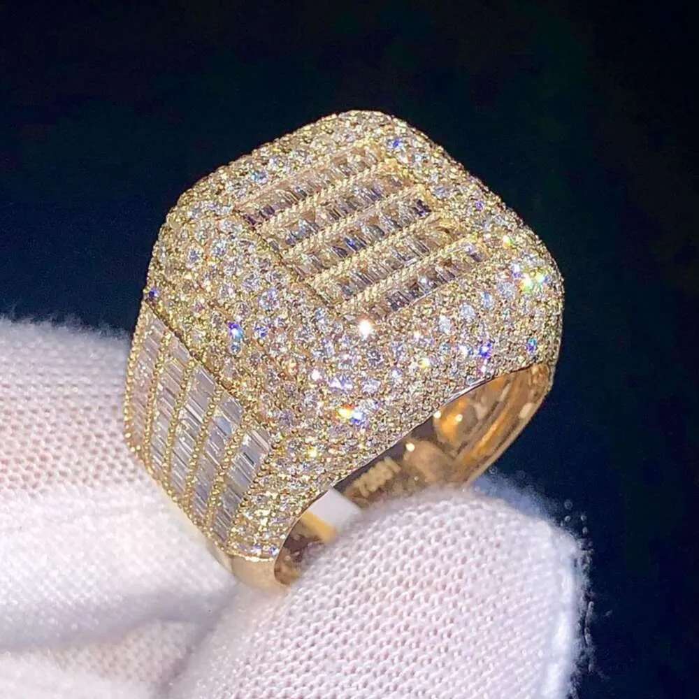 Custom Championship Iced Out Rock Rings Style Sier GRA VVS Baguette Moissanite Diamond Men's Hiphop Ring