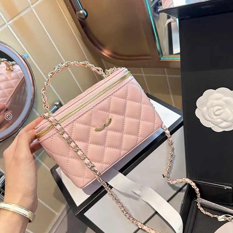 Makijaż worka designerka damska torby na ramię 16 cm skórzane diamentowe kontrola srebrna sprzęt metalowa klamra pleciona luksusowa torebka łańcuch Matelasse Crossbody Mirror