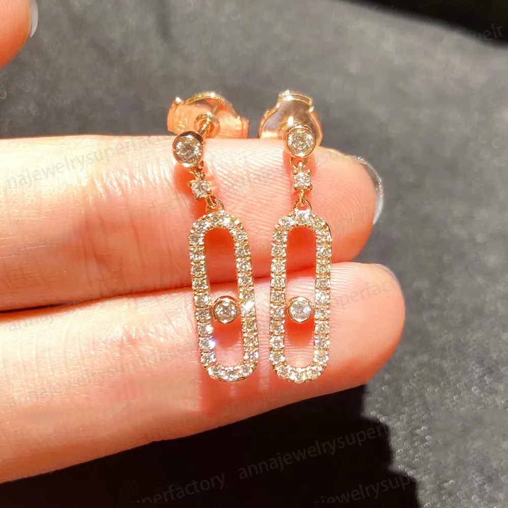 Top Designer Classique Boucles d'oreilles de luxe personnalisées Série M Boucles d'oreilles asymétriques Diamant unique coulissant Bijoux pour femmes Cadeaux aux meilleurs amis