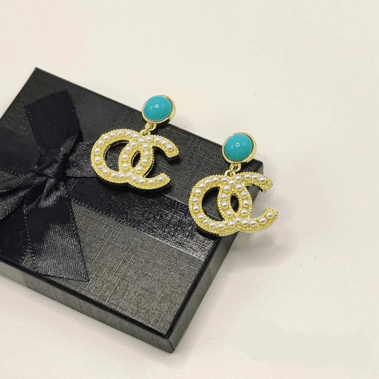 Retro Classic Style Letter Heart Stud Ohrringe Designer Brief Diamant oder Perlenohrring für Frauen Hochwertige Schmuckzubehör Geschenke 20Style
