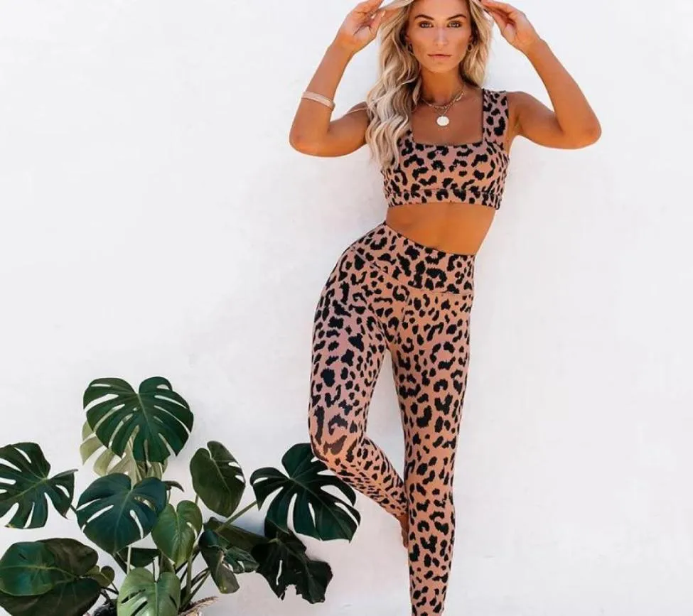 Sportkvinnor bogserar stycken Set Gym Wear Leopard Print BH Leggings Suit Fitness Women039S Tracksuit Workout Sportswear14844991