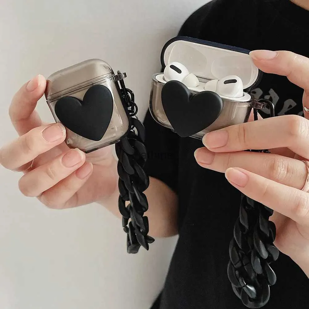 Cell Phone Cases Clear Black Heart Cool Case For AirPods 3 2 Cute Transparent Cover with Retro Chain Keyring Earphone Case Funda For Airpods Pro YQ240117