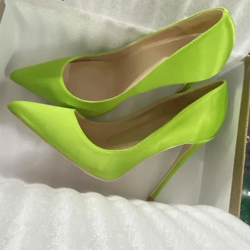 Sapatos de vestido Verde Mulheres Cetim Pointy Toe 8cm 10cm 12cm Salto Alto Casamento Bridemaids Elegante Stiletto Bombas Plus Size