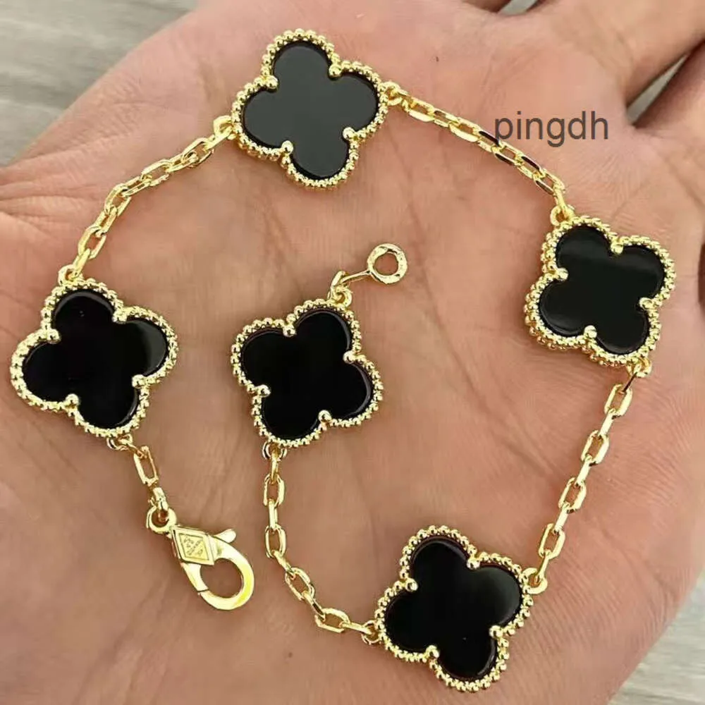 Designer Van Bracelet Four Leaf Clover Bracelets Cleef for Men Bracelets Jewelry Bangle Mens Diamond 02 Vvnu