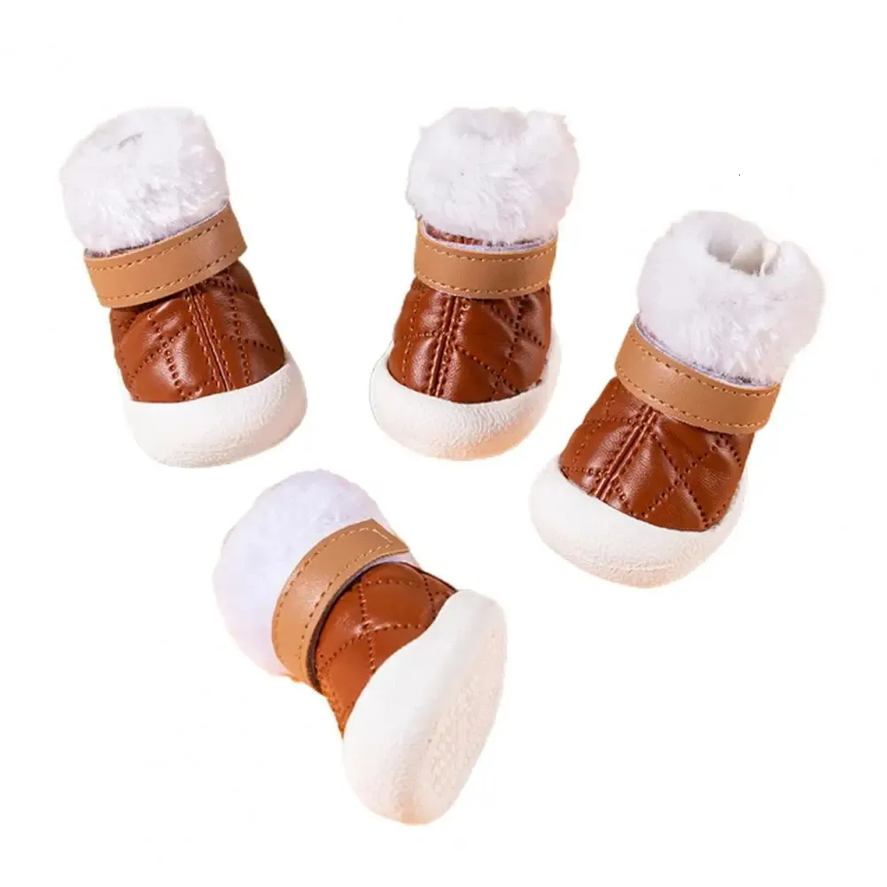 Pet Shoes Soft Texture Fine Workmanship Easywearing Puppy Snow Antislip Boots Paw Protector Waterproof 240117