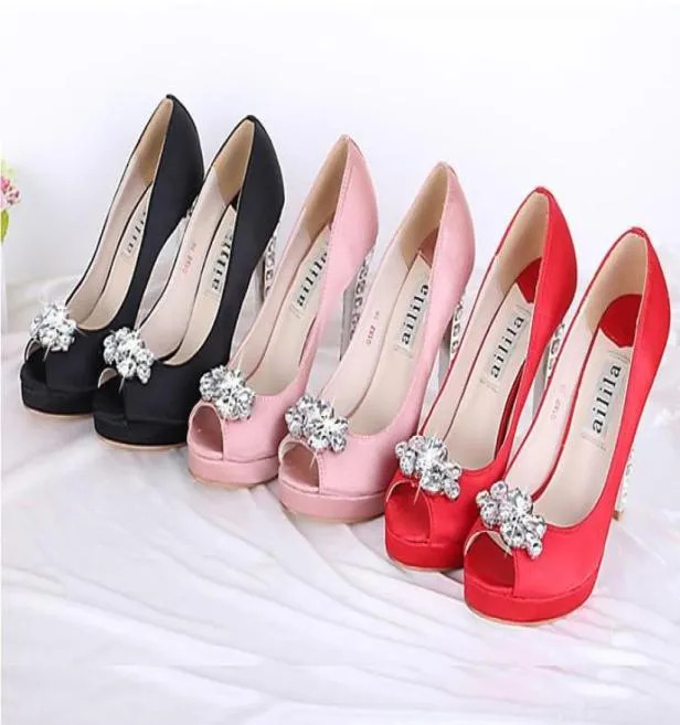 Women039S rosa svartröd satin Rhinestone Peep Toes Platform Pumpar Lady Wedding Bridesmaid Party Dress High Heels Sandal Shoe F4517924