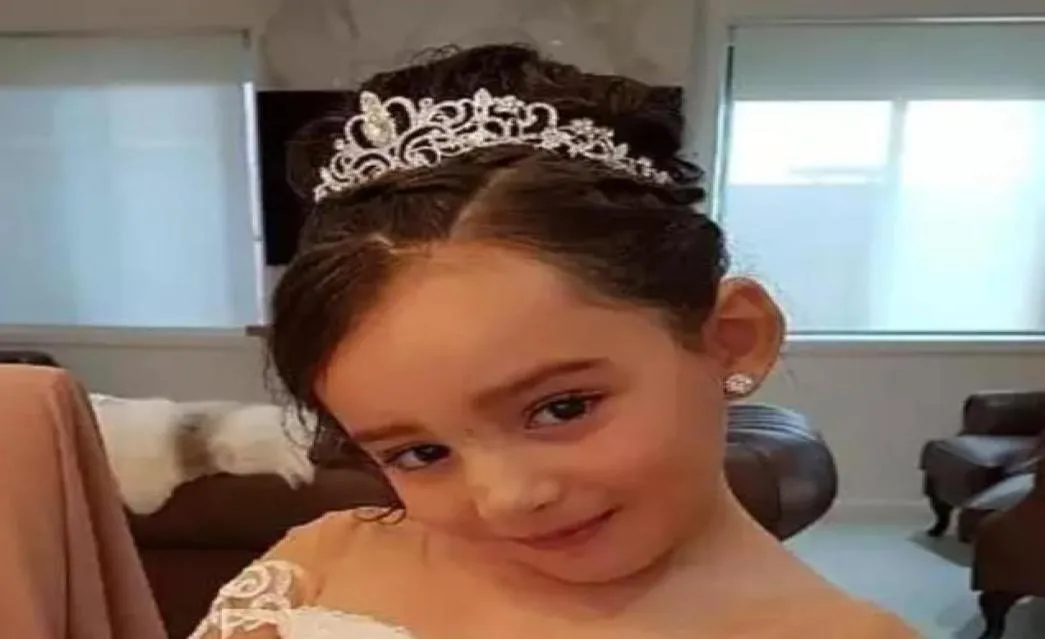 Çocuklar İçin Kraliyetler Baş Parçaları Sparkly Kristaller Küçük Kızlar039 Tiaras Stock Düğün Çiçek Kız Saç Aksesuarları Çocuk Partisi J2439903