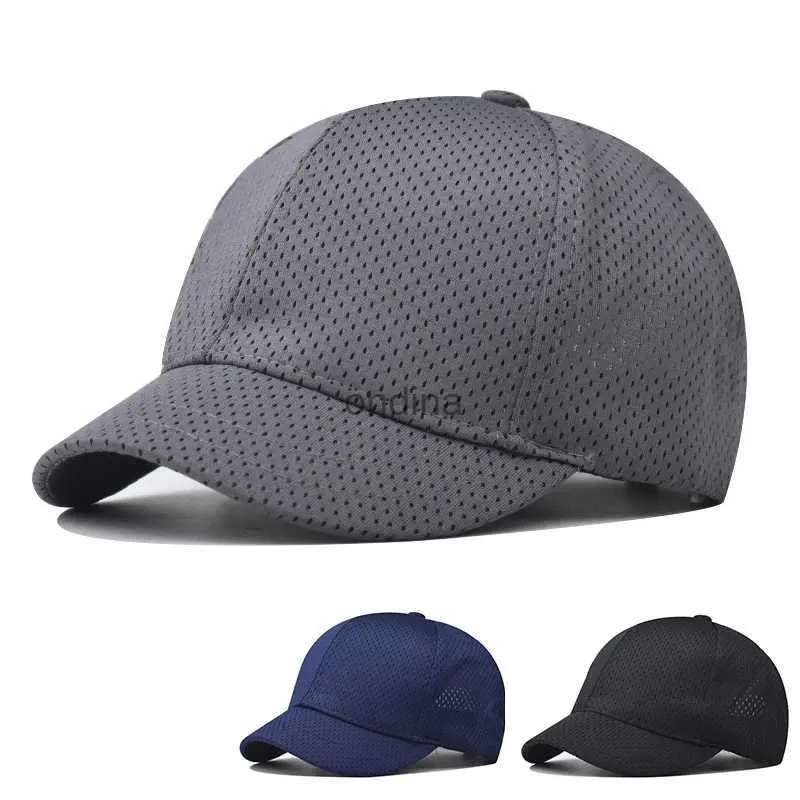 Ball Caps Summer Men Short Brim Baseball Cap Breathable Mesh Quick Dry Sun Visor Hat Solid Color Outdoor Man Trucker Caps YQ240117