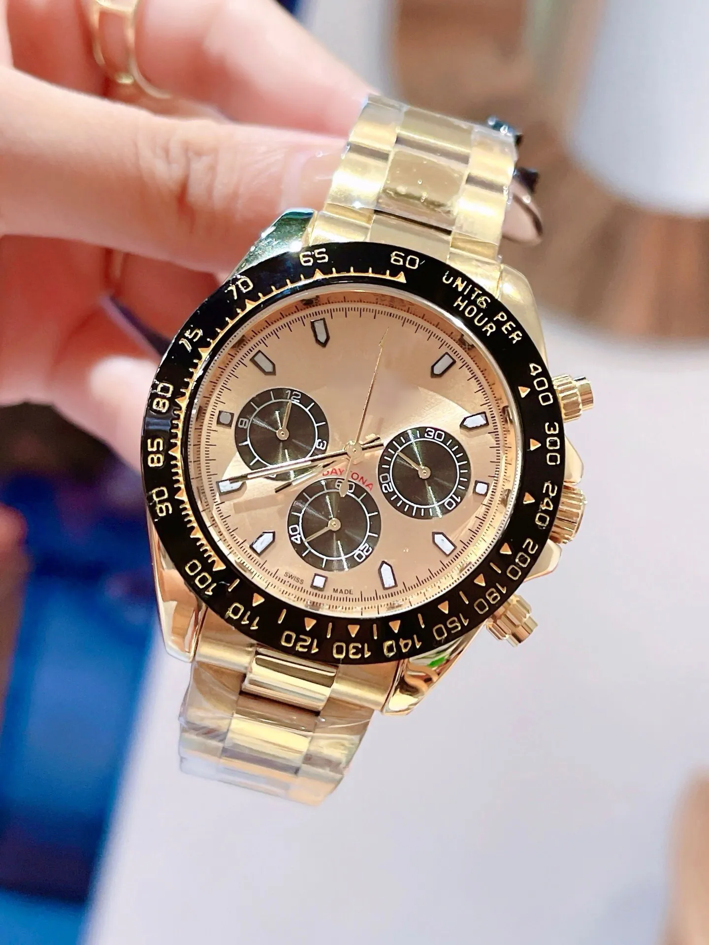 2024 Hot Fashion Top Designers Relojes Diámetro Gran Diamante No Reparación Acero Automático Mecánico Botón Plegable Para Hombre Maquinaria Deportiva Reloj Para Mujeres Top Brand