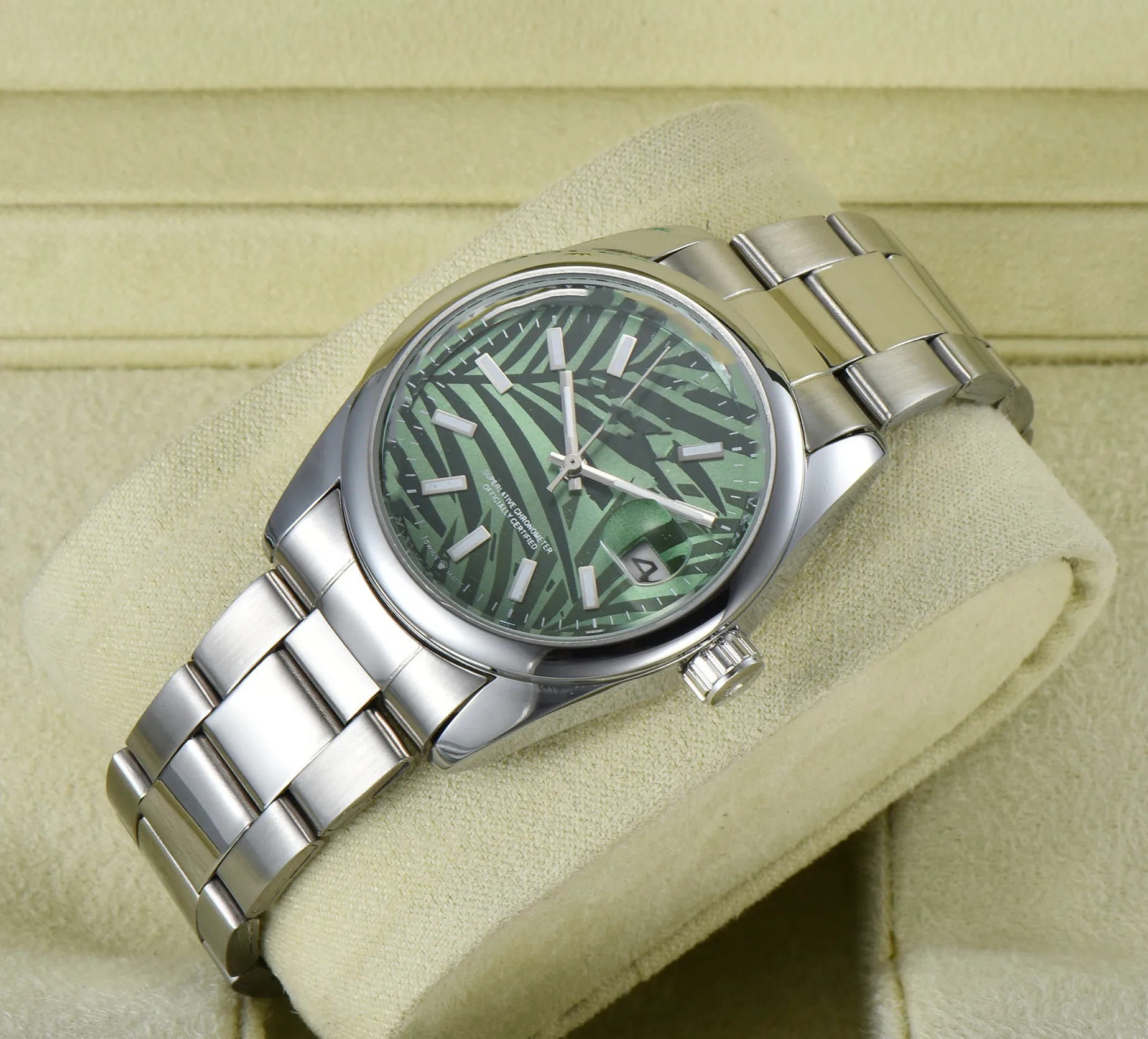 36mmファッションの女性時計Quartzムーブメントシルバーゴールドドレスウォッチレディスクエアスクエアタンクステンレス鋼ケースオリジナルクラスプカジュアル腕時計モントレデフルク
